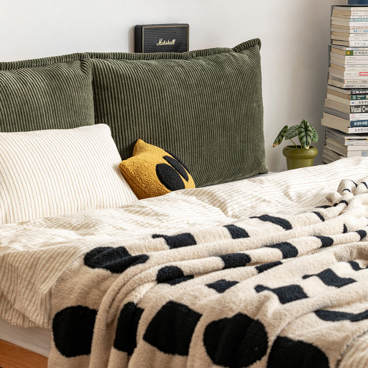 Universal corduroy velvet fabric bed head cushion environmental situation.